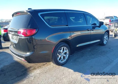 2019 Chrysler Pacifica Touring Plus z USA, uszkodzony, nr VIN 2C4RC1FG7KR681386